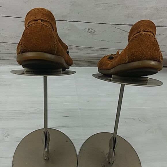 Minnetonka Flats Size 2 - Picture 4 of 5